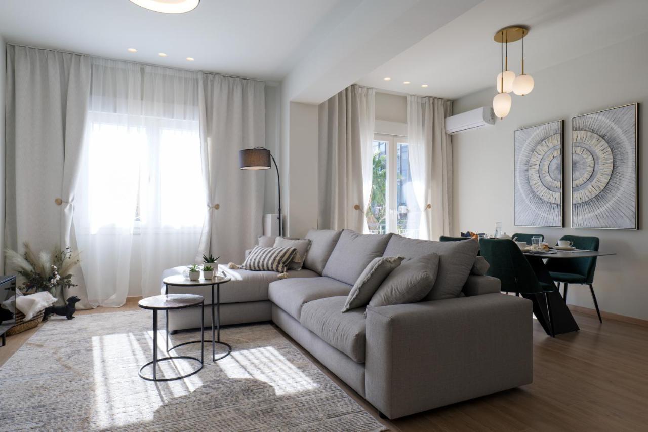 Acropolis Deluxe 2Br Apartment Athene Buitenkant foto