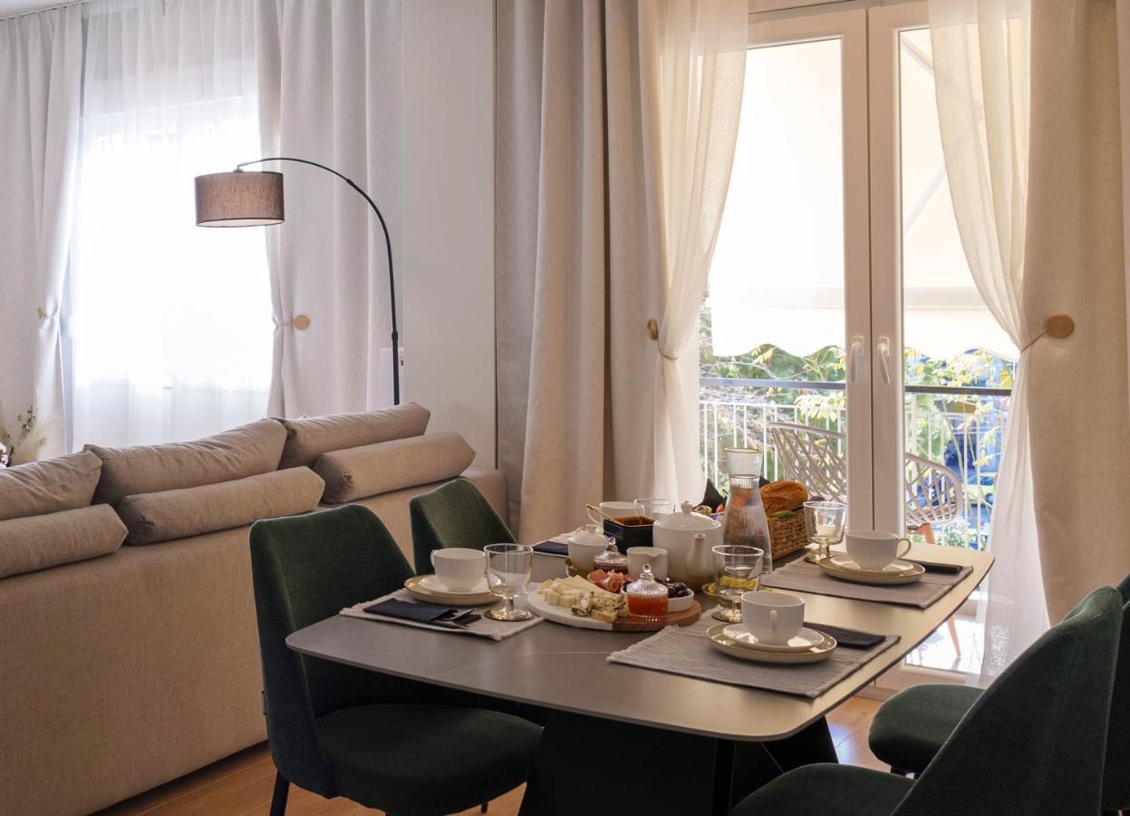 Acropolis Deluxe 2Br Apartment Athene Buitenkant foto